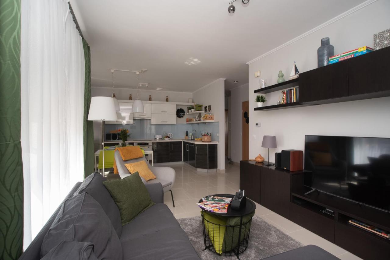 Sunny Home Near Bud With 2Br, Ac And Free Parking Вечийш Екстер'єр фото