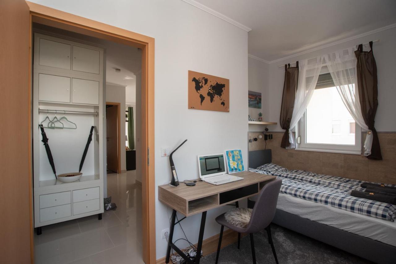 Sunny Home Near Bud With 2Br, Ac And Free Parking Вечийш Екстер'єр фото